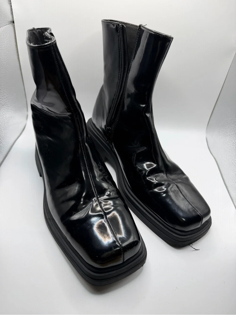 ASOS Design Chelsea Black Patent Leather Square Toe Boot Men Size 9 Chunky Dress